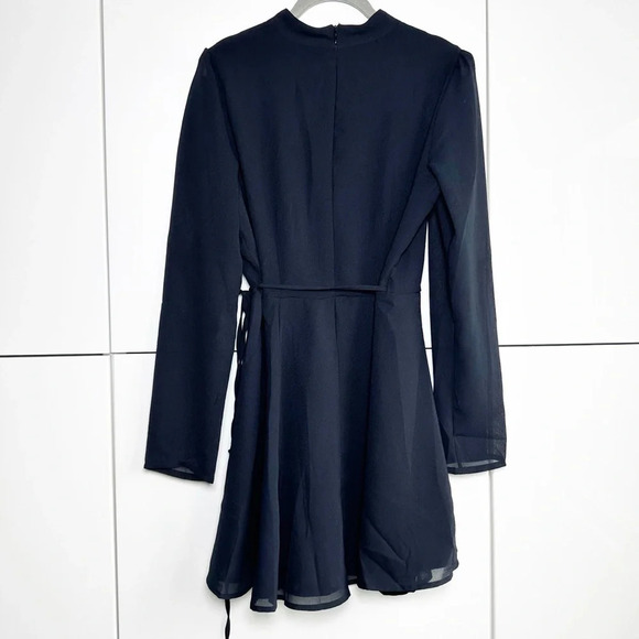 NWT Francesca’s Mi Ami Black Keyhole Wrap Dress Chiffon Sheer Sleeves Large Mock - Picture 11 of 15